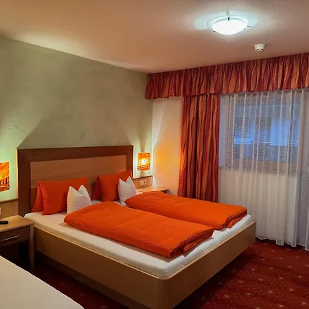 Hotel Garni Wolfgang 3*