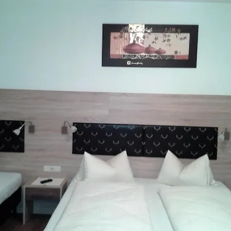 Garni Wolfgang מלון 3*
